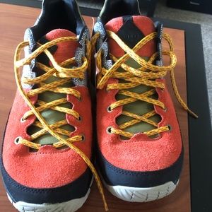 MERRELL MQM ACE CRAZE HIKING SHOES